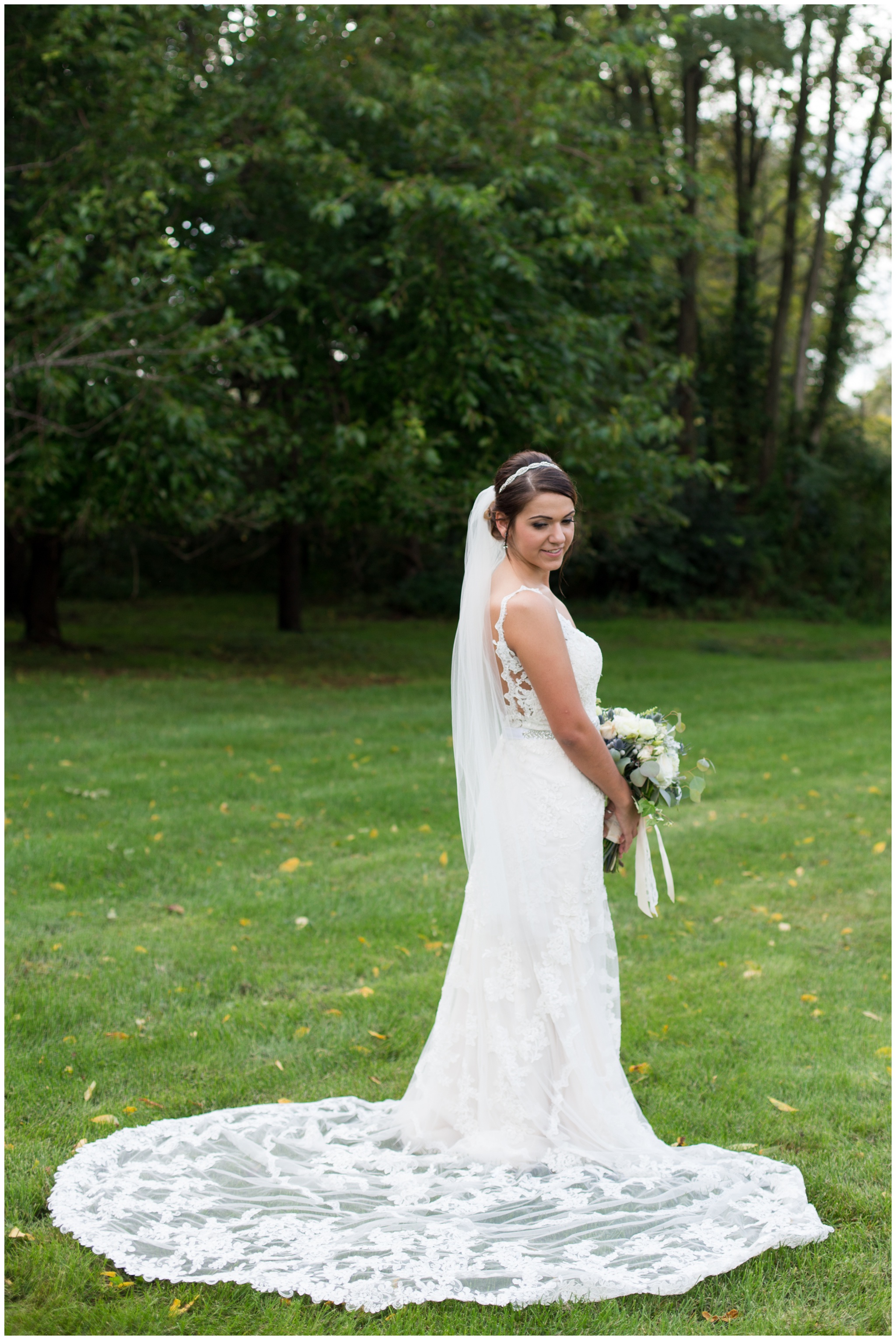 bride portrait at the Lodge at River Valley Farm in Yorktown Indiana