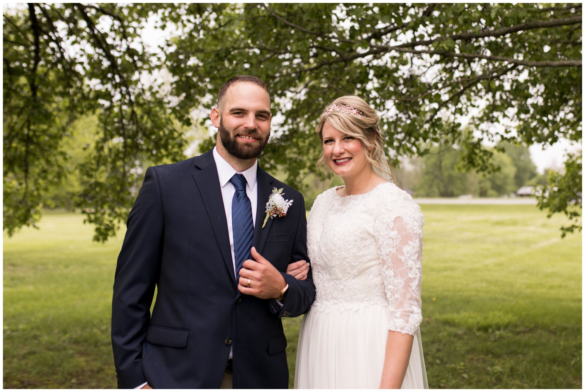 bride and groom portraits in Muncie Indiana