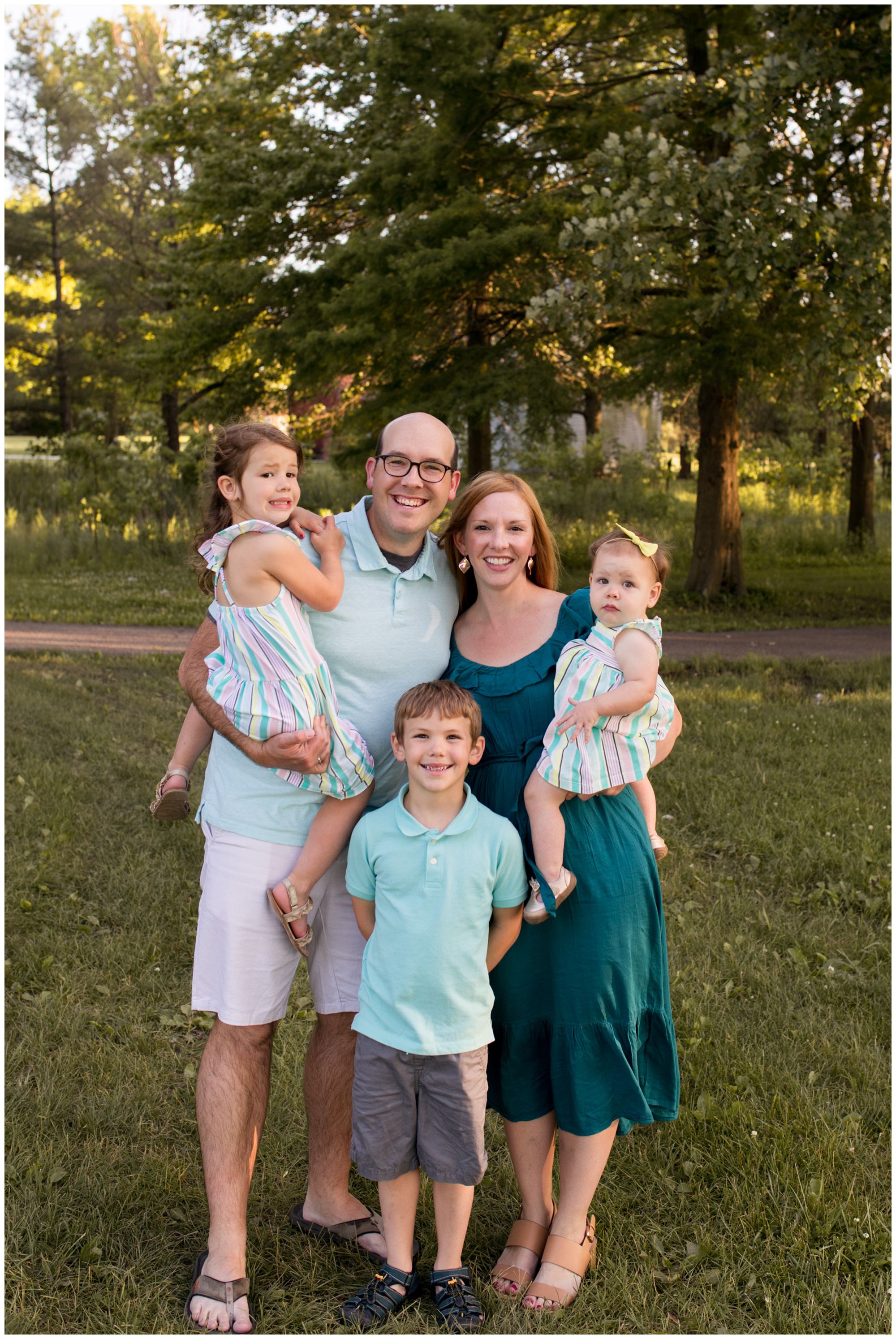 Family session at Coxhall Gardens in Carmel, Indiana
