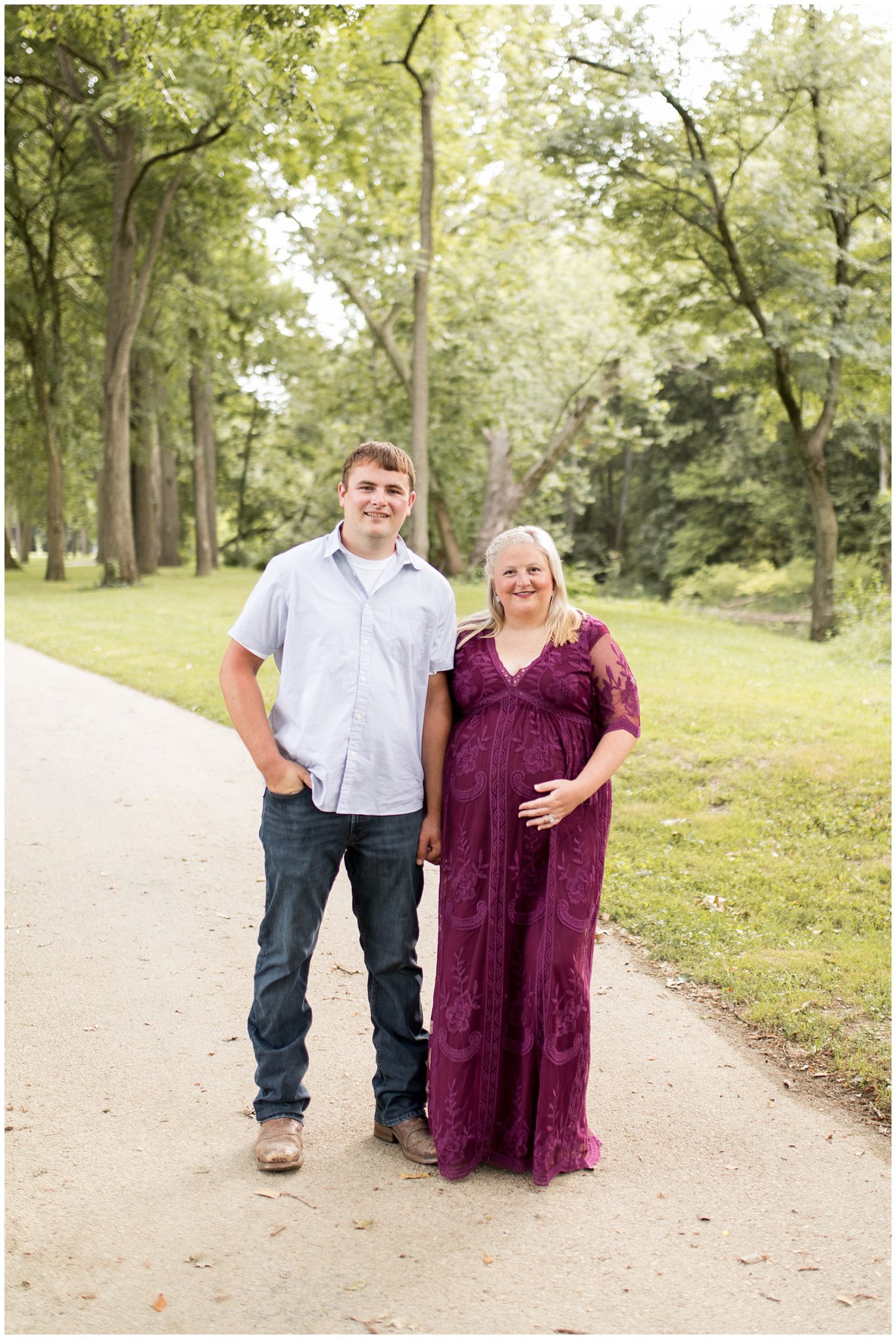 Muncie Indiana maternity session at Morrow's Meadow Park