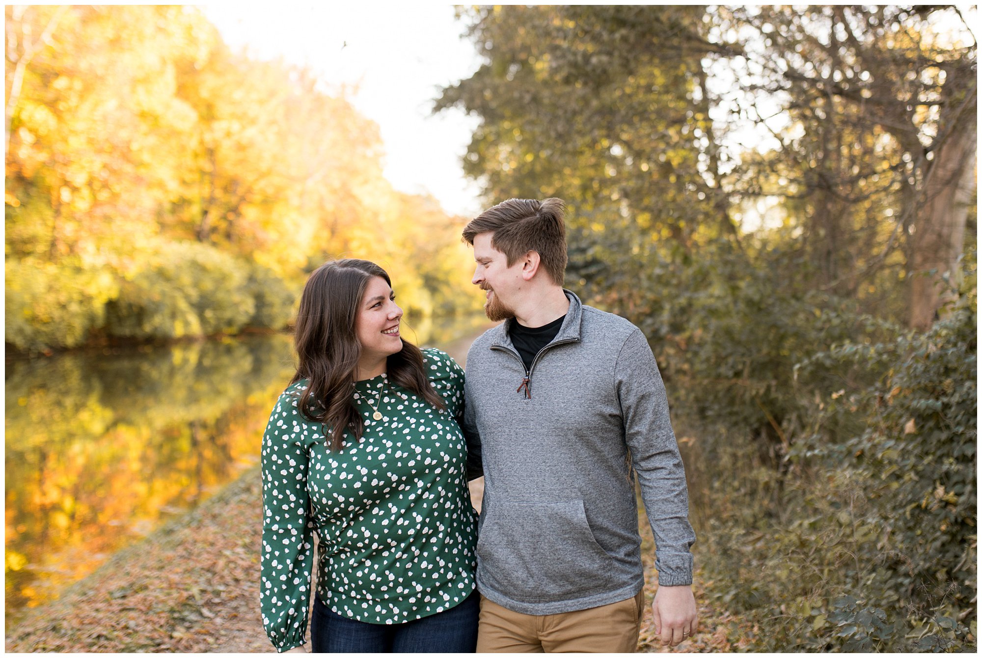 couples session at Holcomb Gardens in Indianapolis