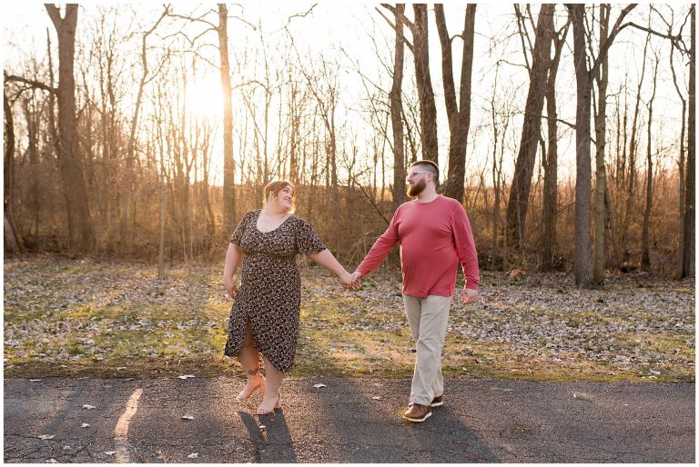 spring engagement photos in Winchester Indiana